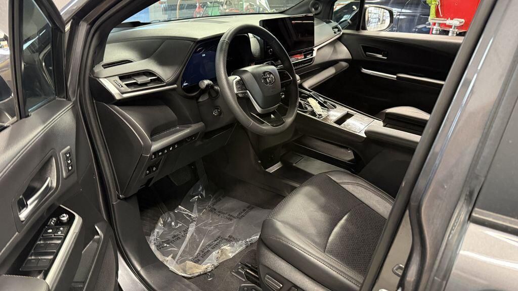 2017 SUBARU Legacy