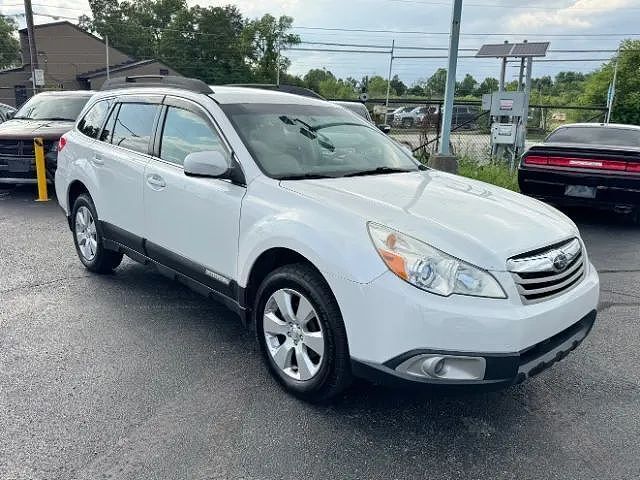 2012 SUBARU Outback