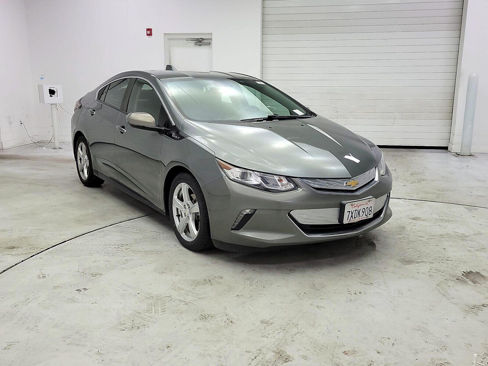 2017 CHEVROLET Volt