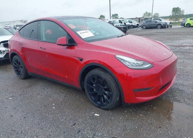 2021 TESLA Model Y