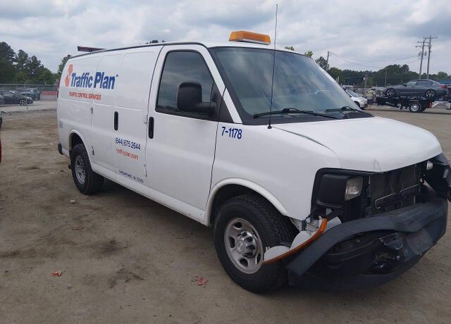 2017 CHEVROLET Express