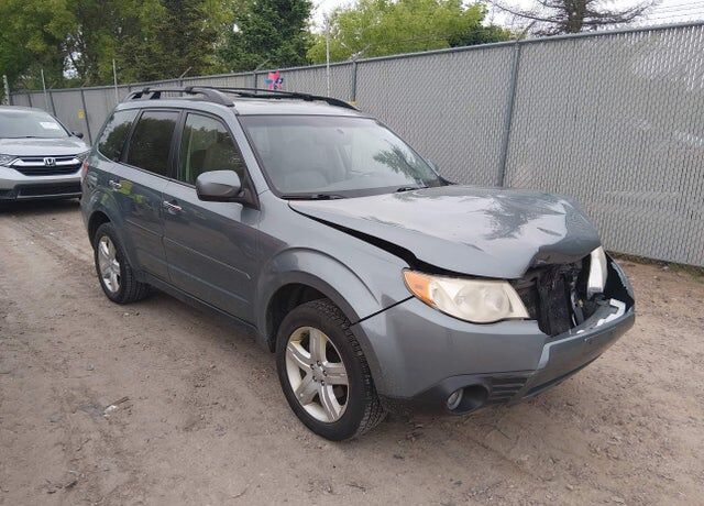 2010 SUBARU Forester