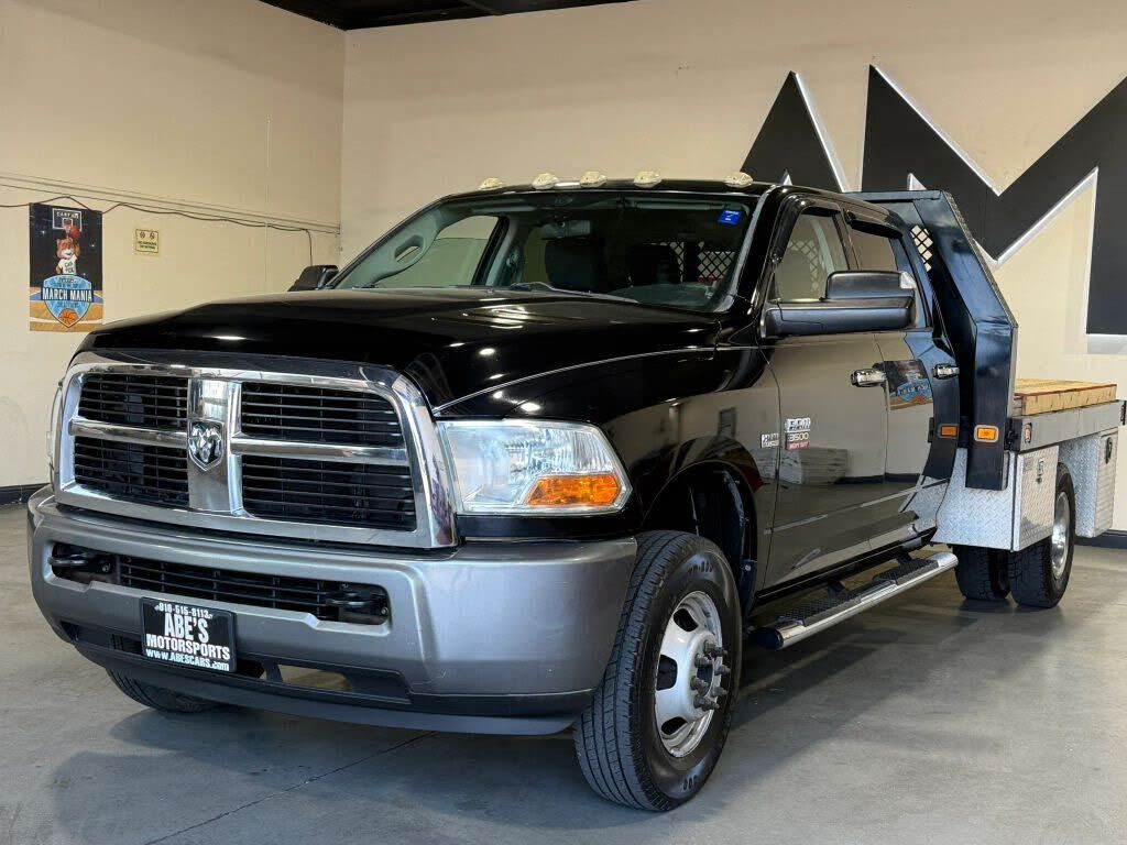 2011 DODGE Ram