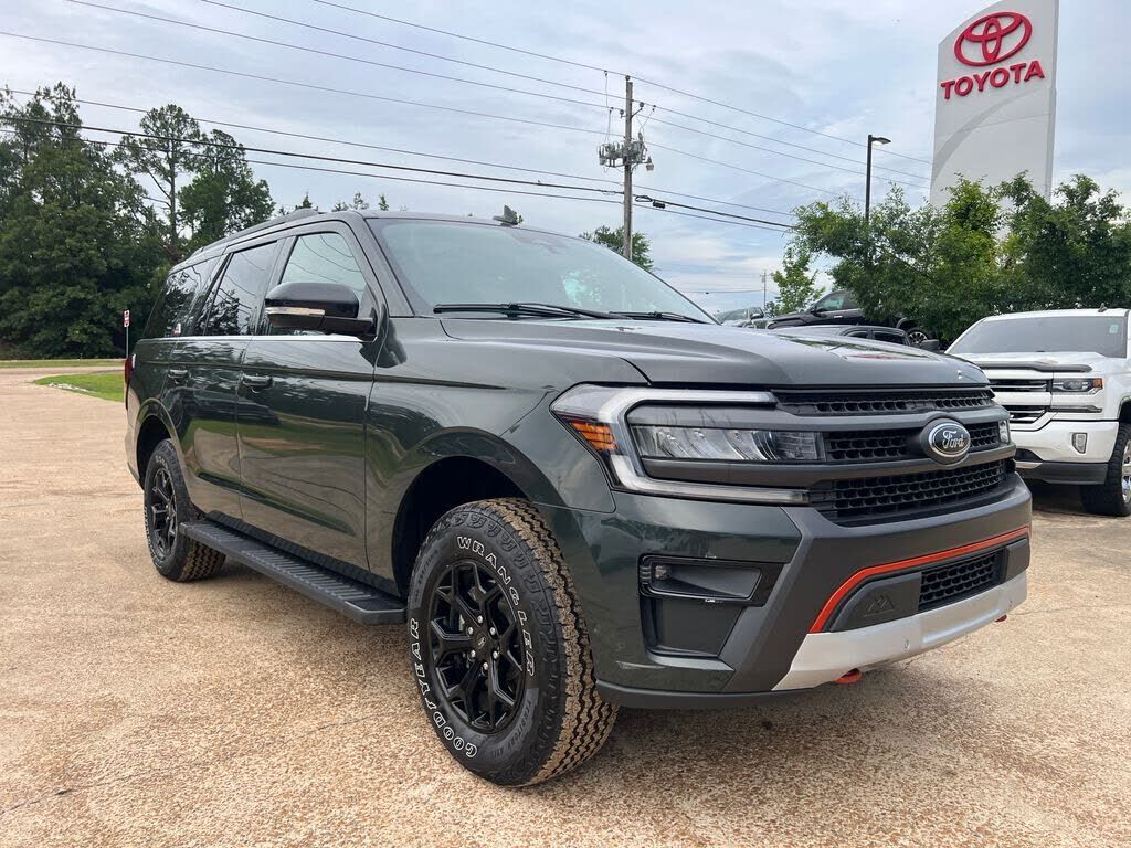 2022 FORD Expedition
