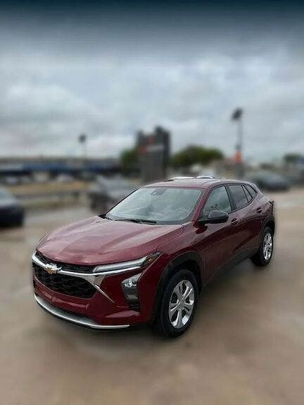 2025 CHEVROLET Trax