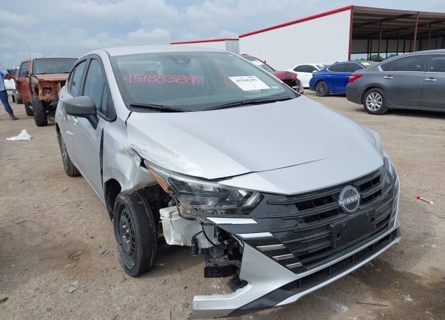 2025 NISSAN Versa