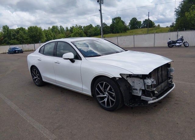2020 VOLVO S60