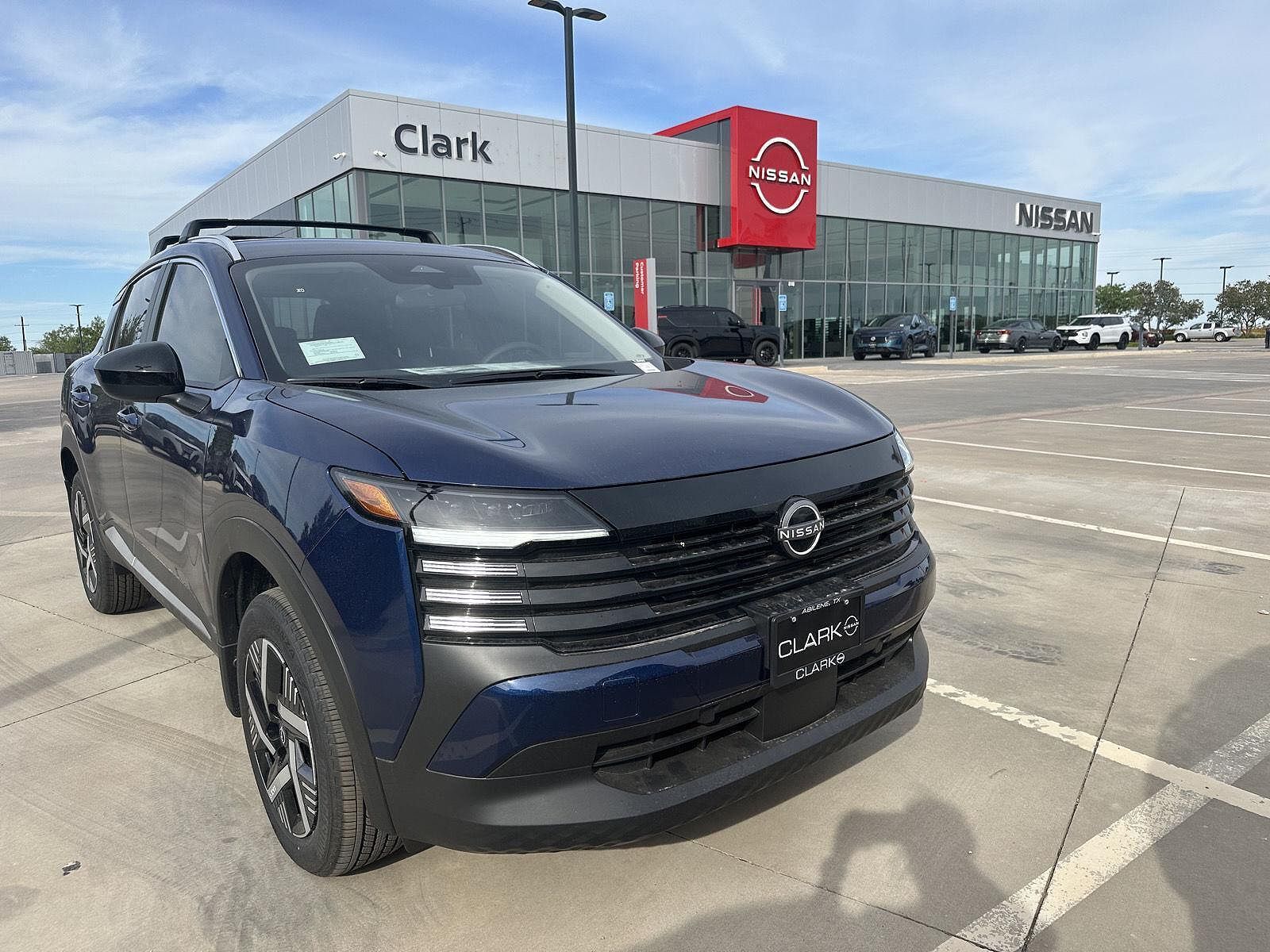 2026 NISSAN Kicks