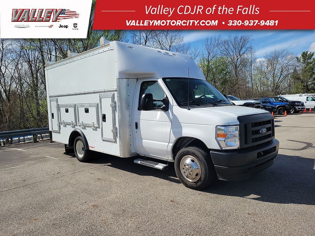 2024 FORD E-350