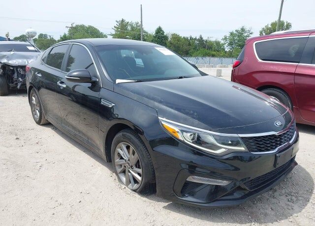 2019 KIA Optima