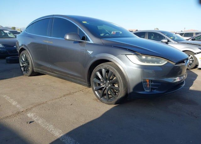 2016 TESLA Model X
