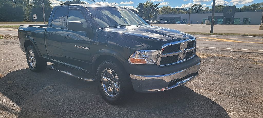 2011 DODGE Ram
