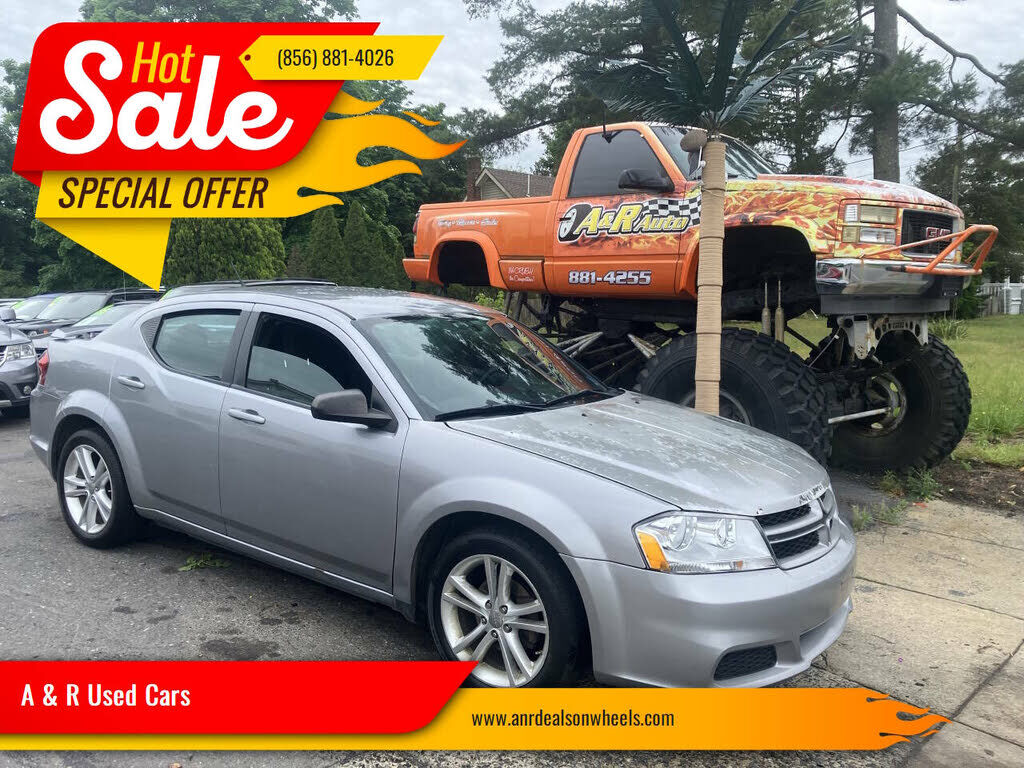 2014 DODGE Avenger