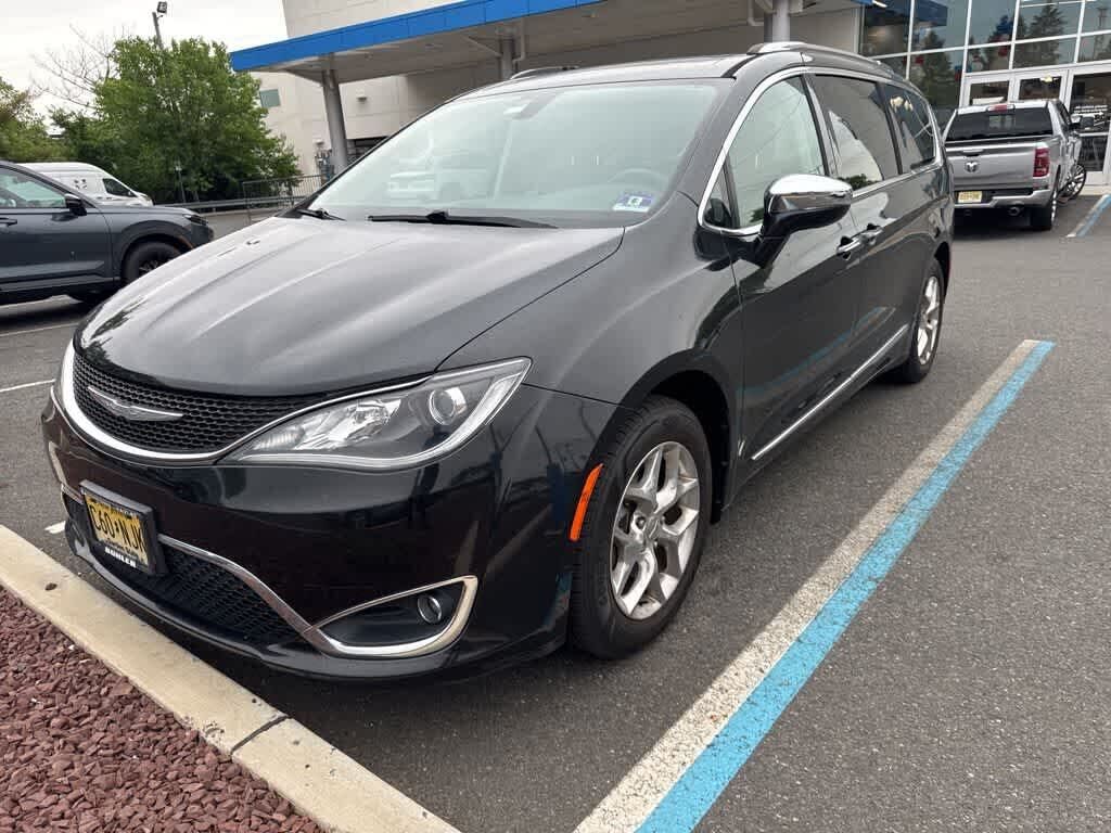 2017 CHRYSLER Pacifica