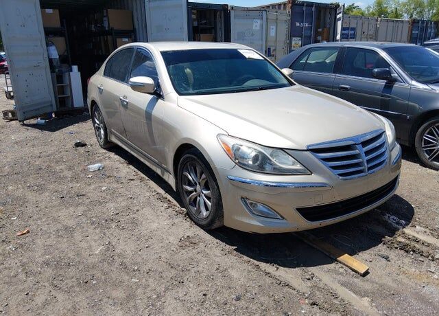 2012 HYUNDAI Genesis