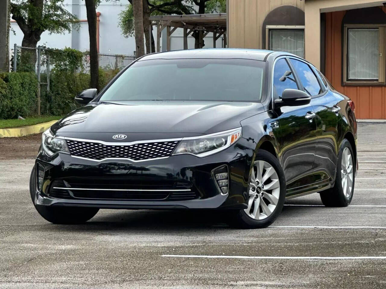 2018 KIA Optima