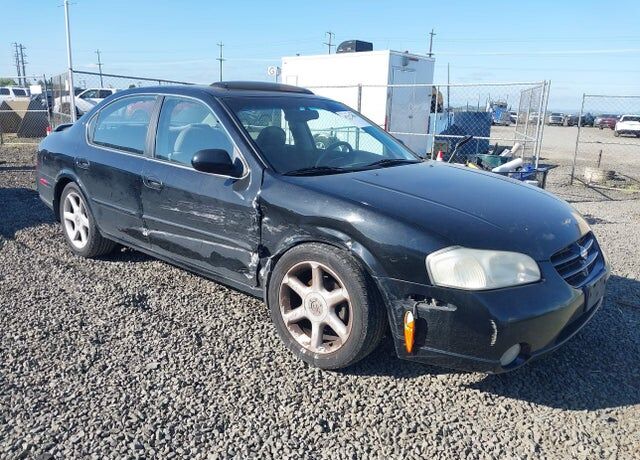 2001 NISSAN Maxima