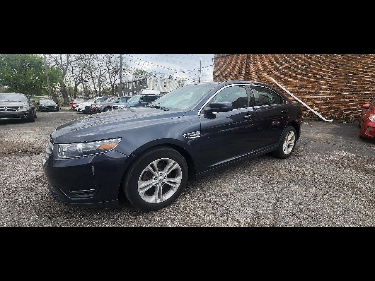 2017 FORD Taurus