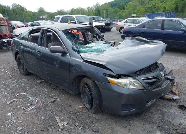 2010 TOYOTA Camry