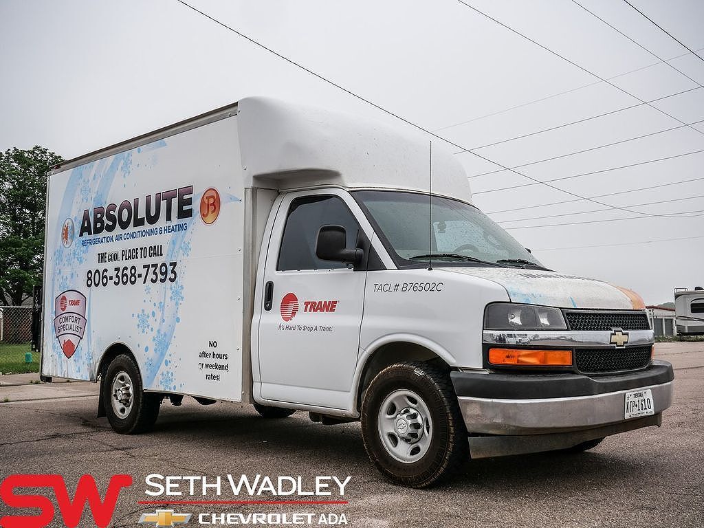 2017 CHEVROLET Express