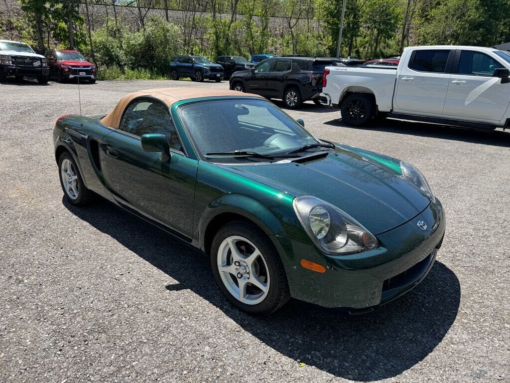 2002 TOYOTA MR2
