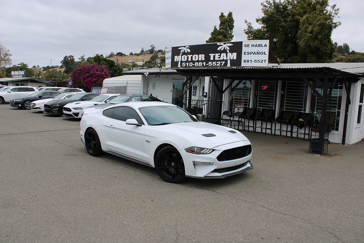2018 FORD Mustang