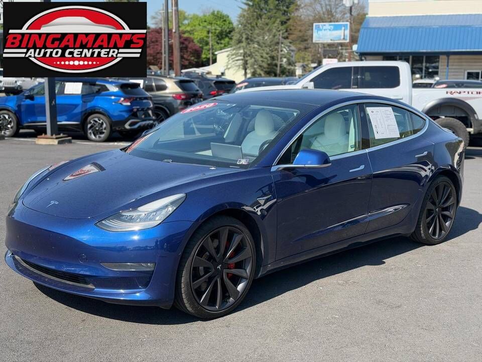 2020 TESLA Model 3