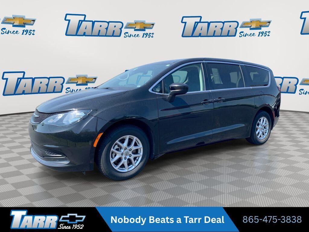 2023 CHRYSLER Voyager