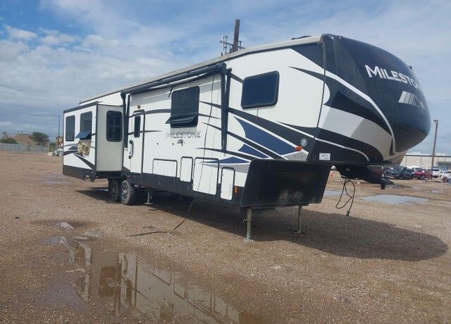2020 HEARTLAND RV Gateway & Milestone