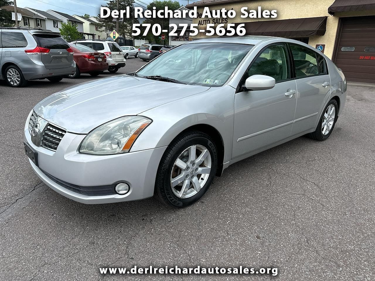 2004 NISSAN Maxima