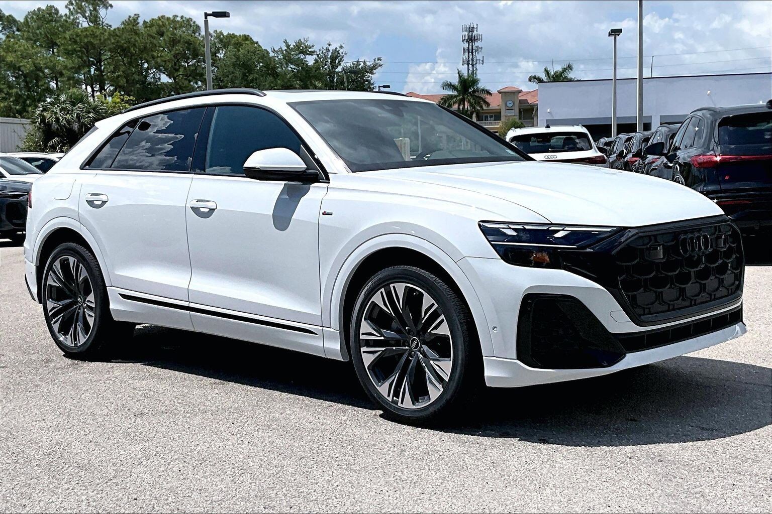 2026 Audi Q8