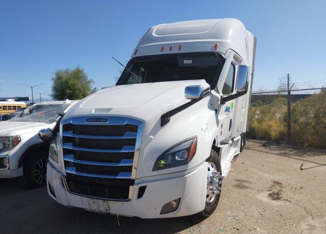 2025 FREIGHTLINER Cascadia