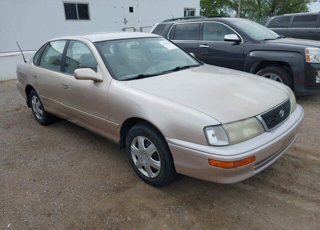 1996 TOYOTA Avalon