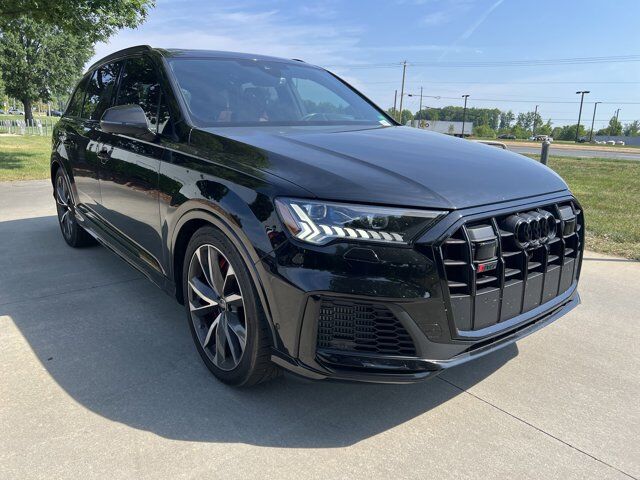 2023 Audi SQ7