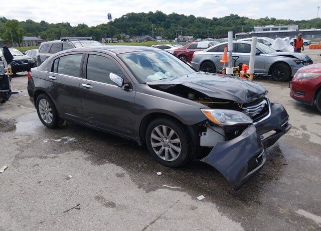 2014 CHRYSLER 200