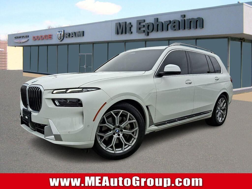 2025 BMW X7