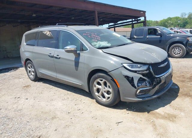 2022 CHRYSLER Pacifica