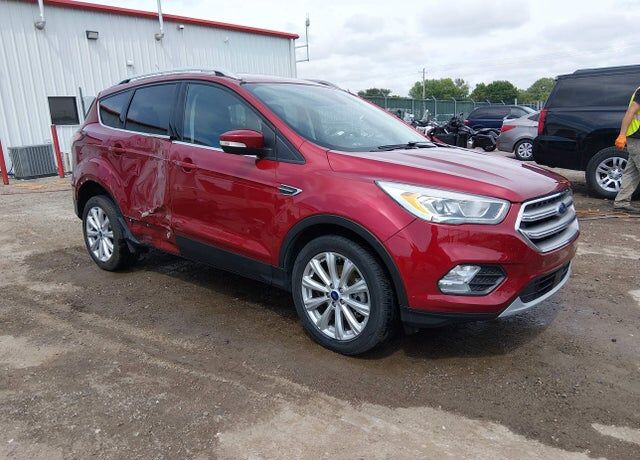 2017 FORD Escape