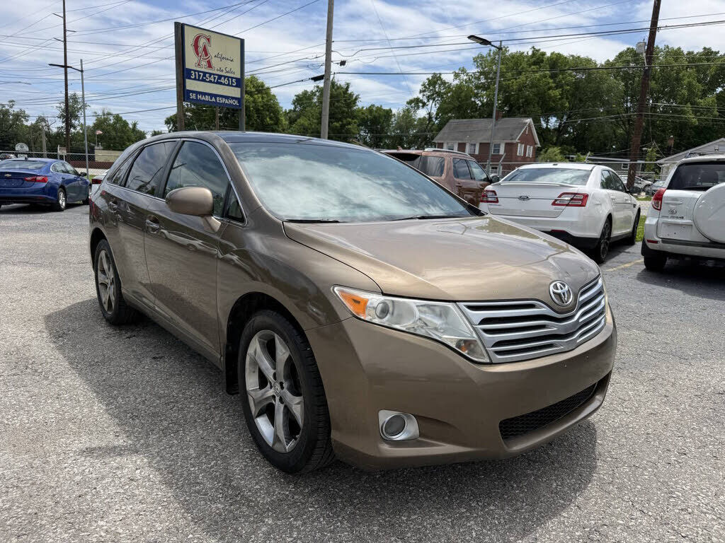 2010 TOYOTA Venza