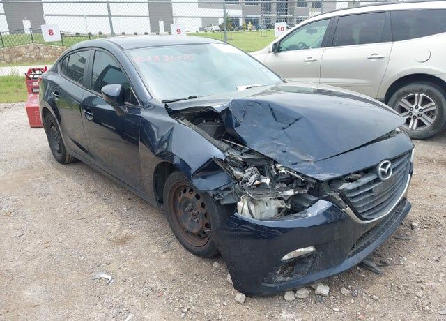 2016 MAZDA Mazda3