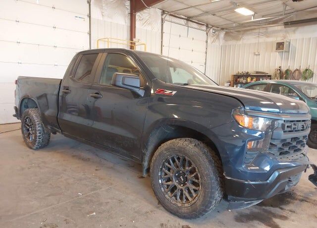 2023 CHEVROLET Silverado