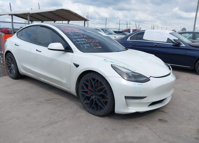 2022 TESLA Model 3