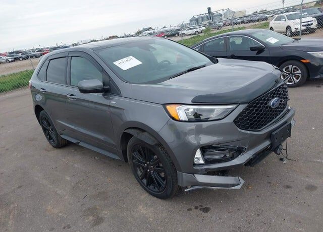 2022 FORD Edge