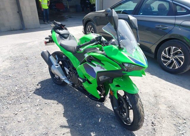 2026 KAWASAKI Ninja