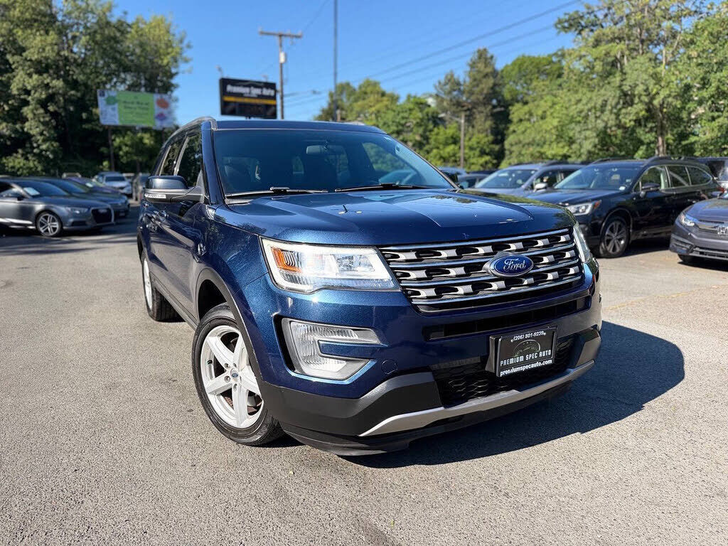 2017 FORD Explorer