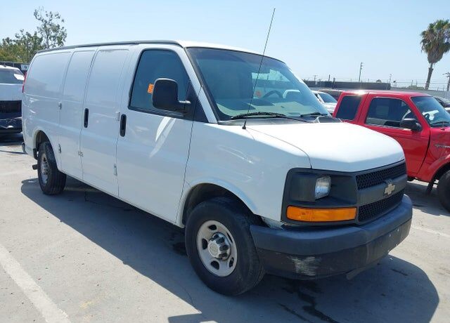 2012 CHEVROLET Express