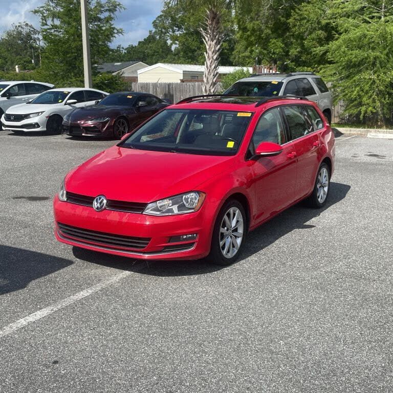 2016 VOLKSWAGEN Golf SportWagen