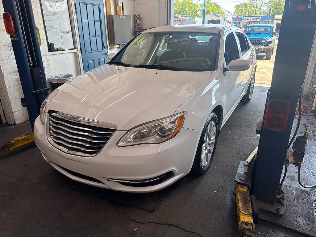 2014 CHRYSLER 200