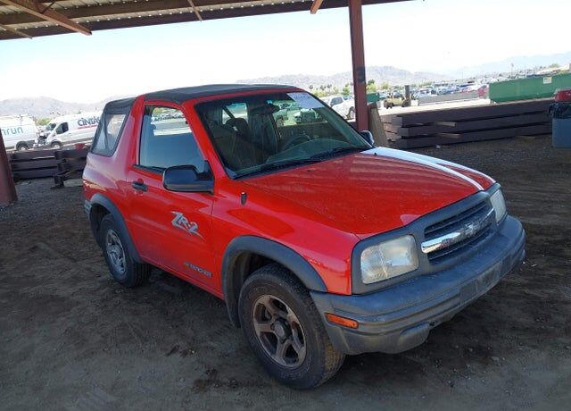 2003 CHEVROLET Tracker