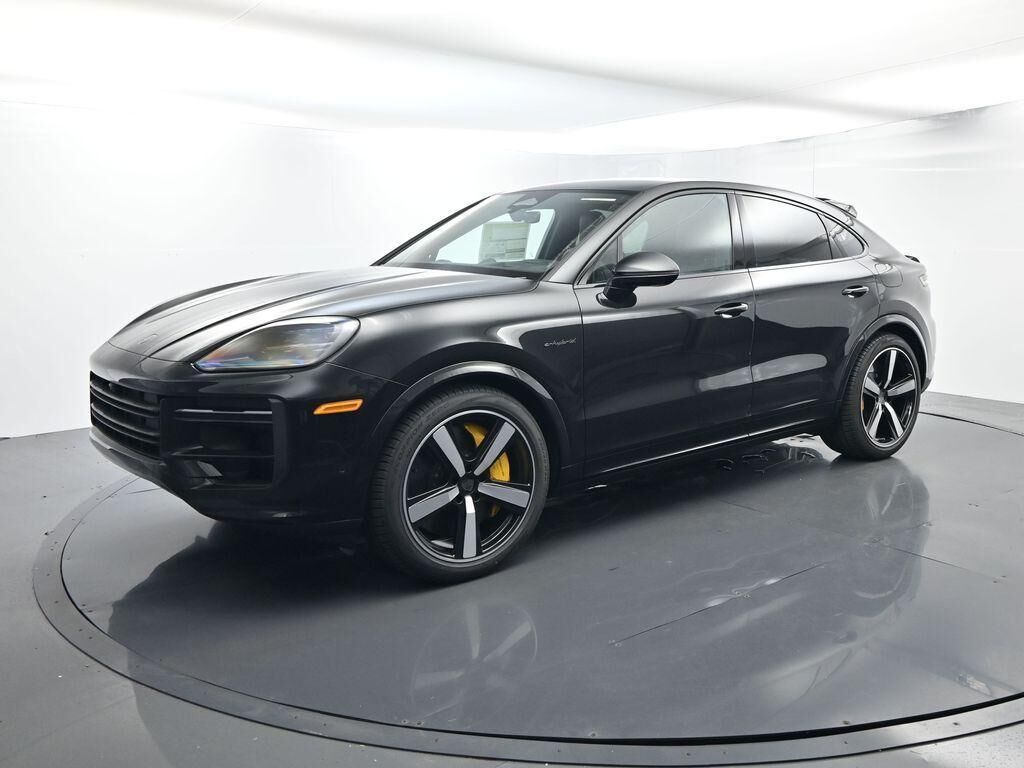 2026 PORSCHE Cayenne